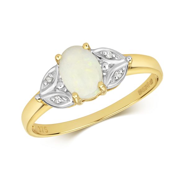 9 carat yellow gold opal ring