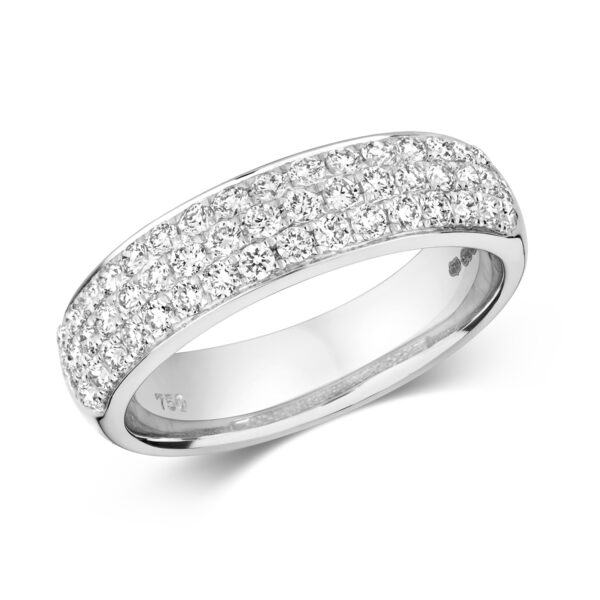 18 carat white gold diamond dress ring