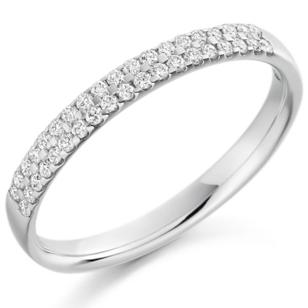 18 carat white gold diamond wedding ring