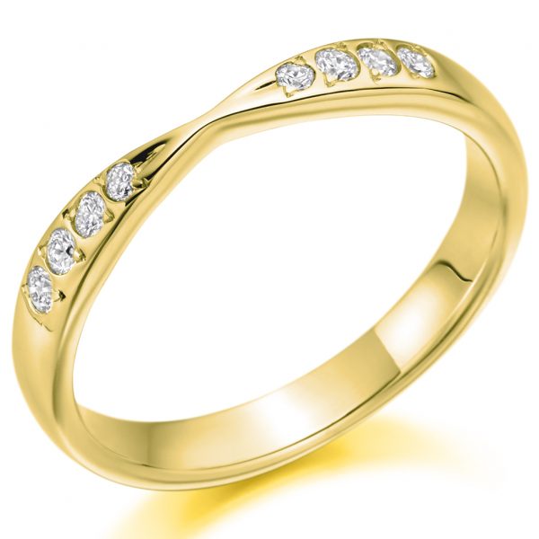 9 carat yellow gold diamond shaped eternity ring