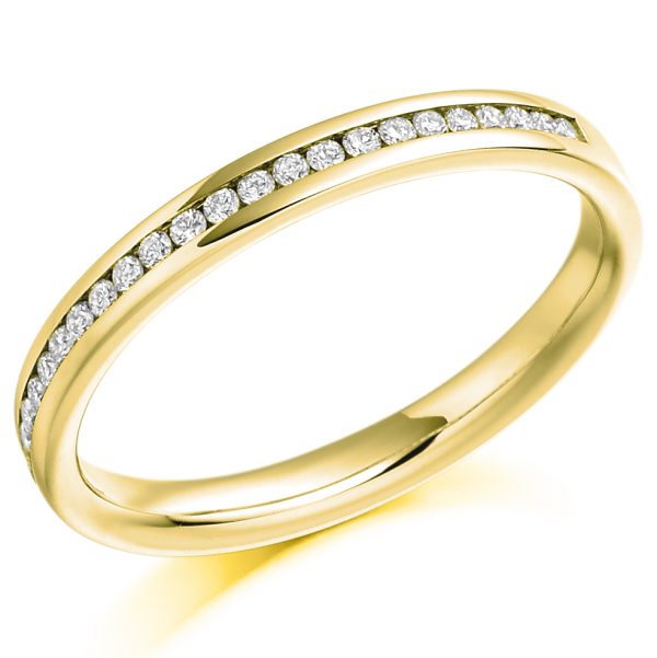 9 carat yellow gold channels et diamond eternity ring